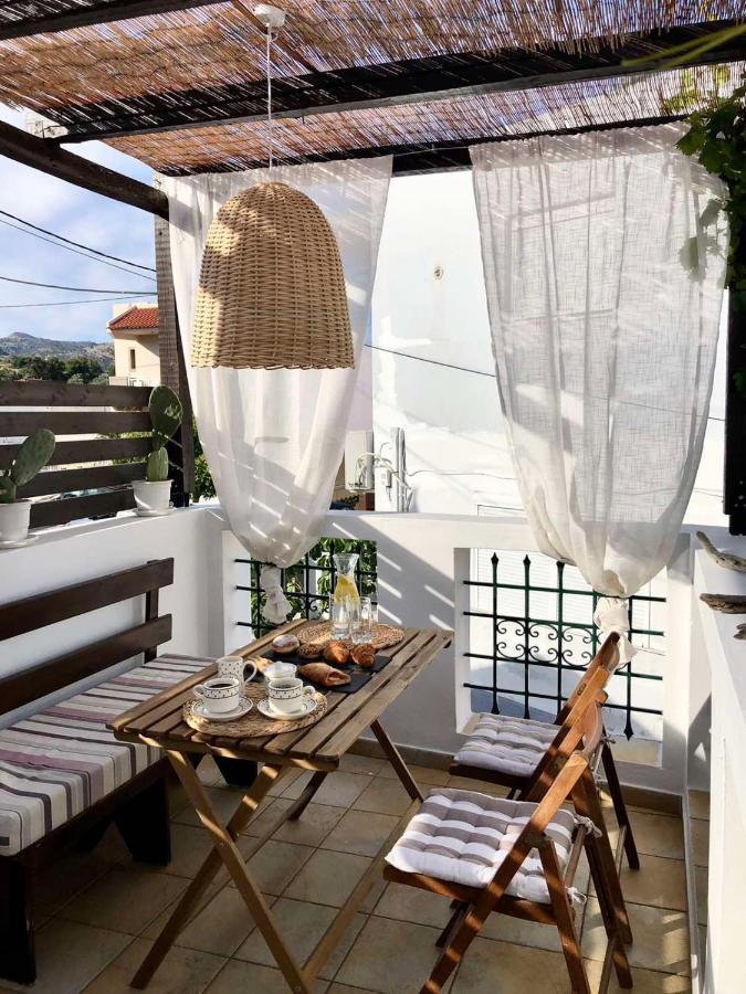Villa Smaragdi-Despoina Malona Village Exteriér fotografie